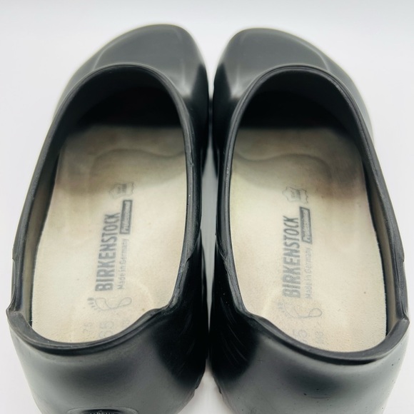 Birkenstock Unisex Black Steel Toe Clogs M8 or W10 main image 3